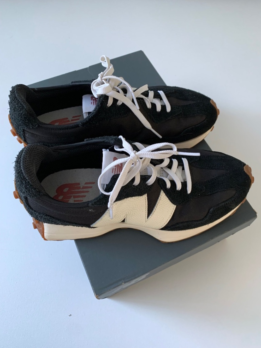 New Balance 327 Black Men's Size 8